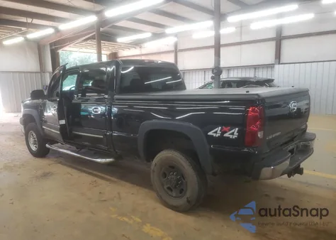 2005 Chevrolet Silverado K2500 Heavy Duty from USA, damaged, VIN 1GCHK23295F821253